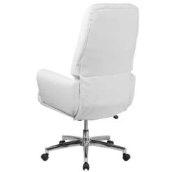 Flash Furniture High Back Traditional Tufted LeatherSoft Executive Swivel Office Chair With Silver Welt Arms -Flash Furniture GUEST 403037e8 7dd0 4211 9a80 333ff98ee0a2